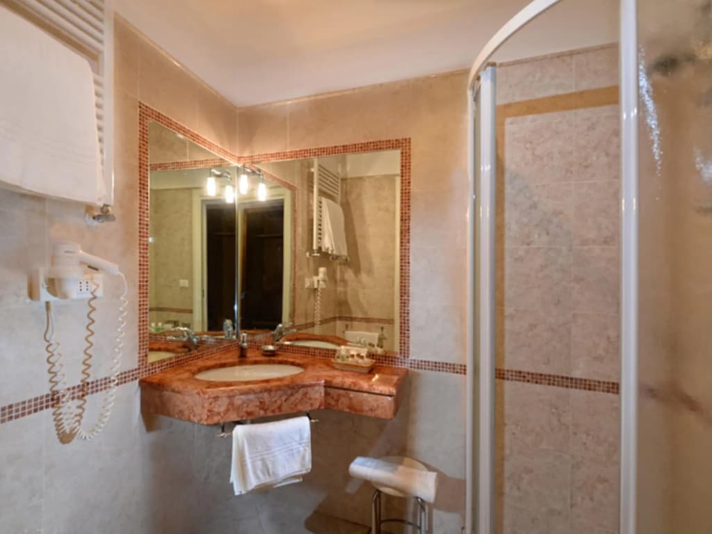 Hotel La Meridiana - photo 8