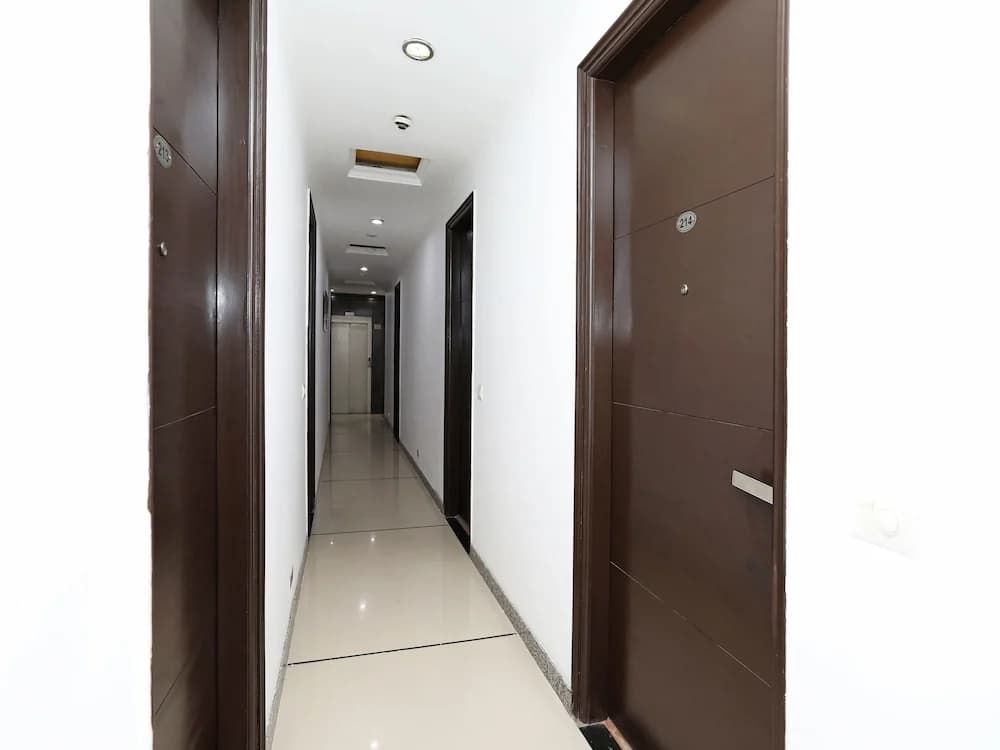 Fabhotel Cameron - photo 14