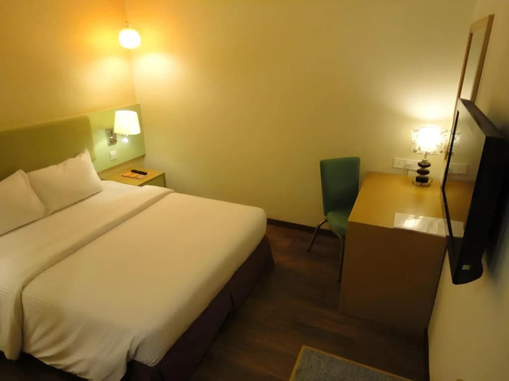 The Pavilion Hotel - photo 3