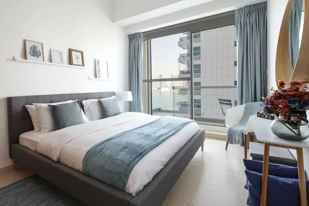 Modern and Stylish 1BR in Business Bay - main photo