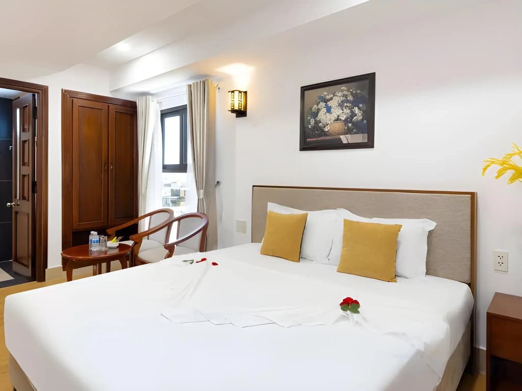 The Summer Hotel - photo 6