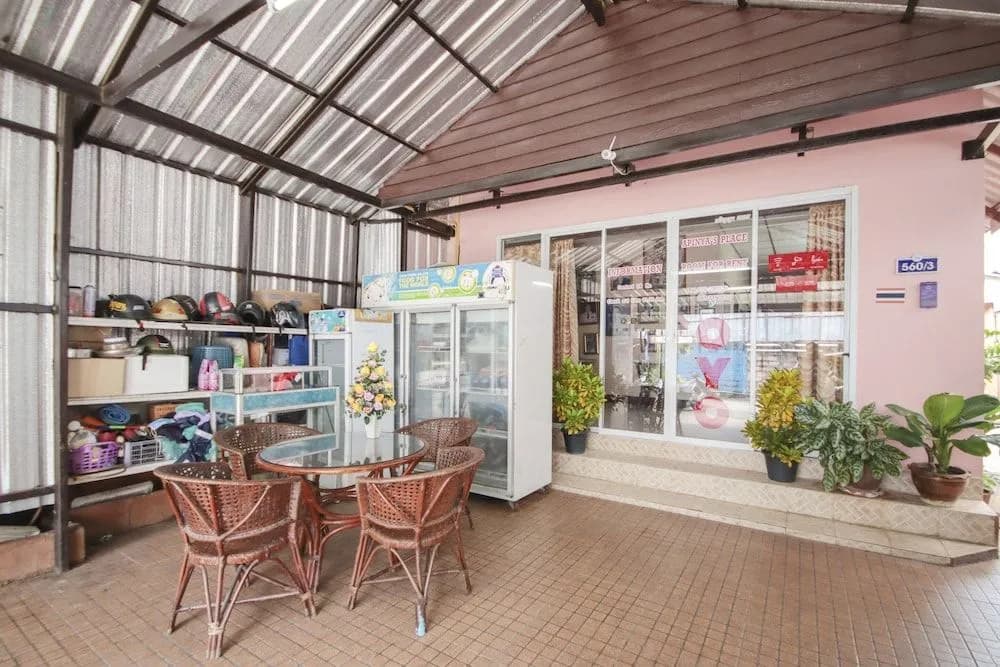 OYO 888 Apinyas Place Karon - photo 9
