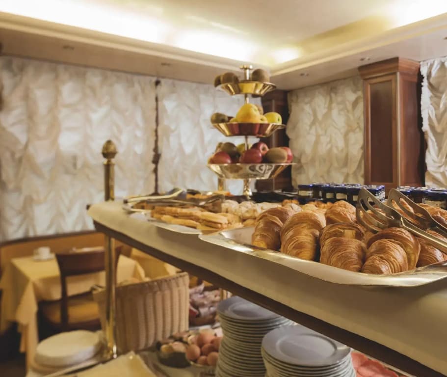 Kette Hotel - photo 12