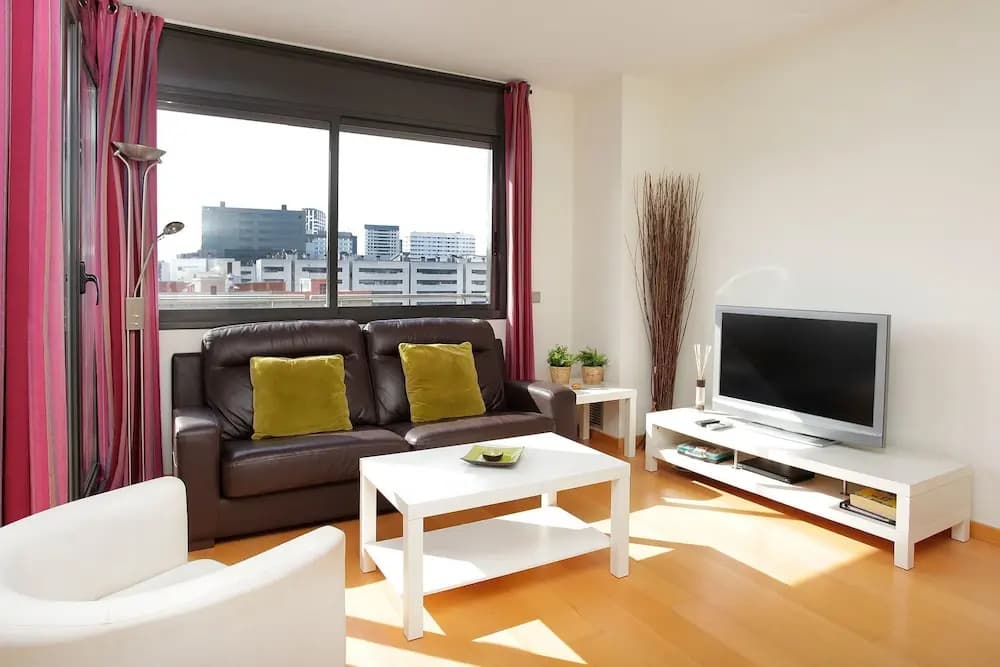 1216 - Forum Gardens Apartment - photo 4