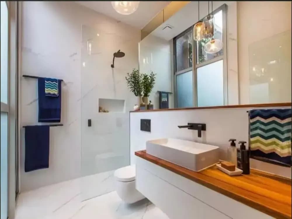 ReadySet Apartments at Glasshouse - photo 8