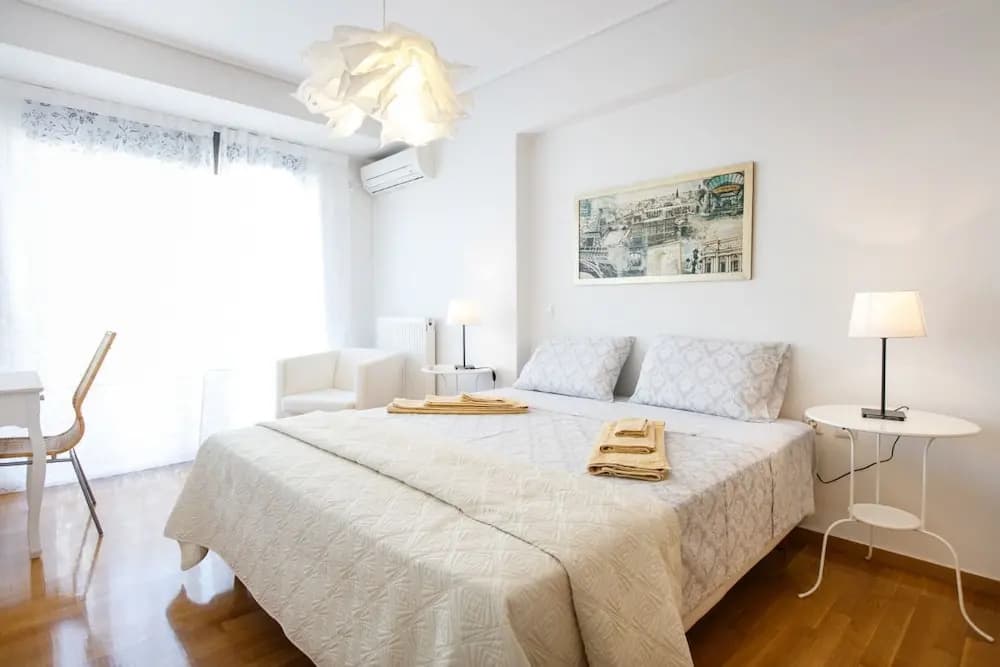 Modern 5thfloor Acropolis view apartment - photo 4