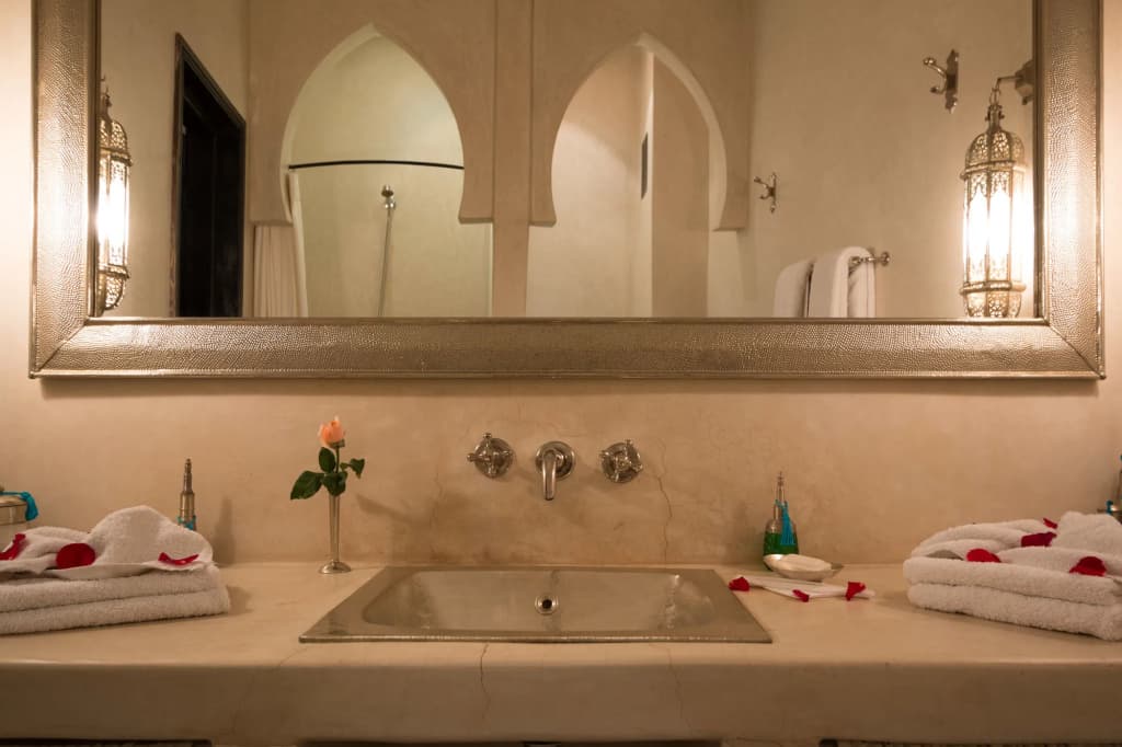 Riad Lhena - photo 6