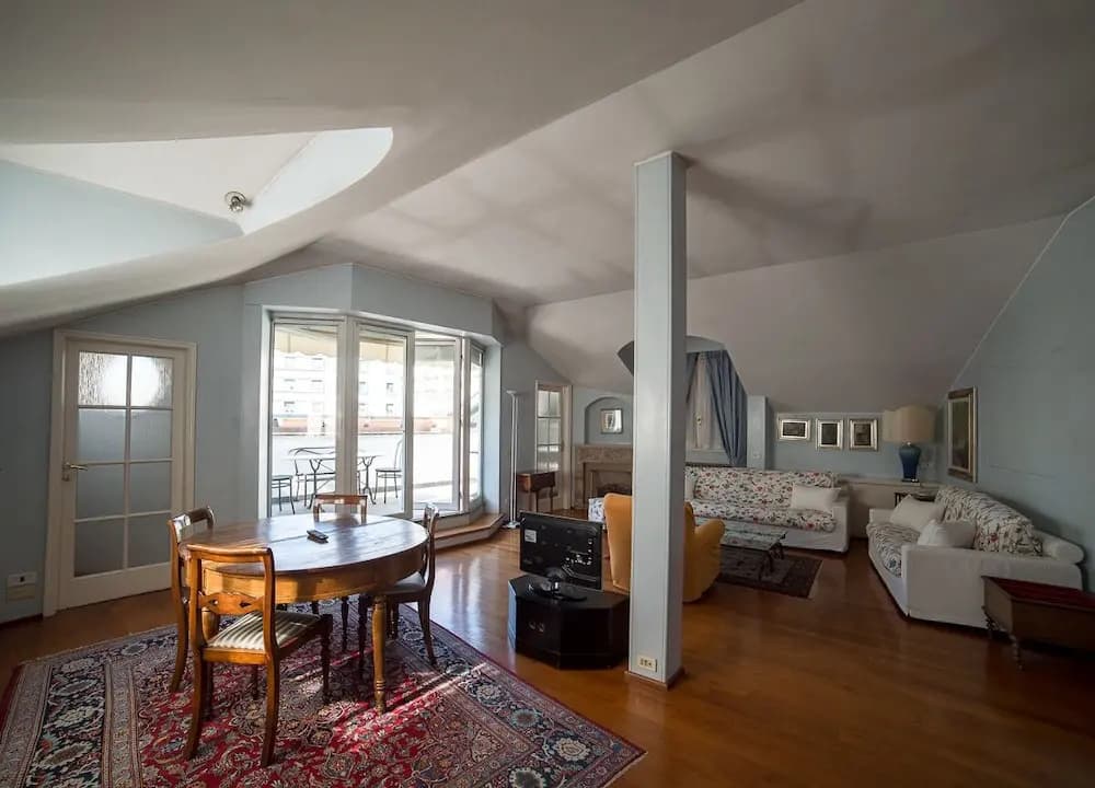 HbHall - Duomo Suite 7 Apartment - photo 2