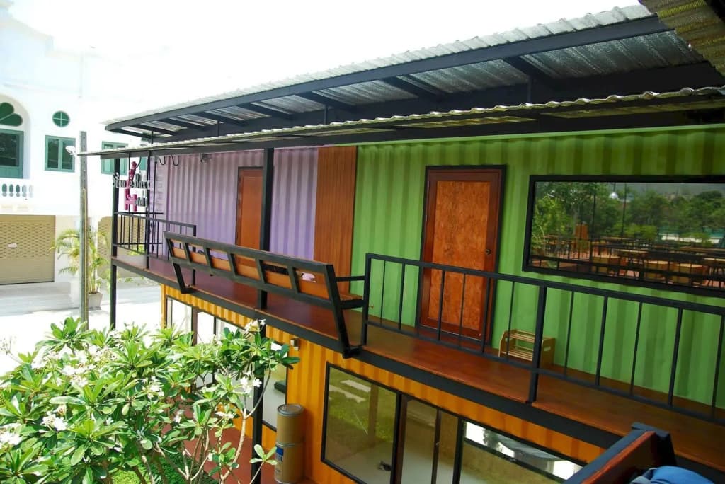 Snooze Box Hotel - photo 11