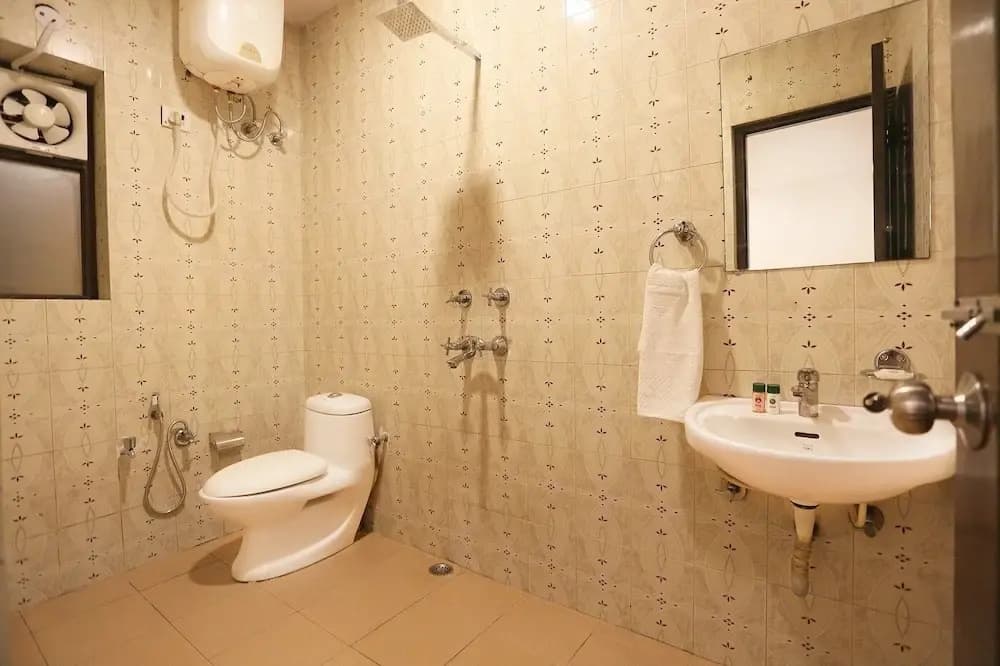 Hotel Ravin - photo 8