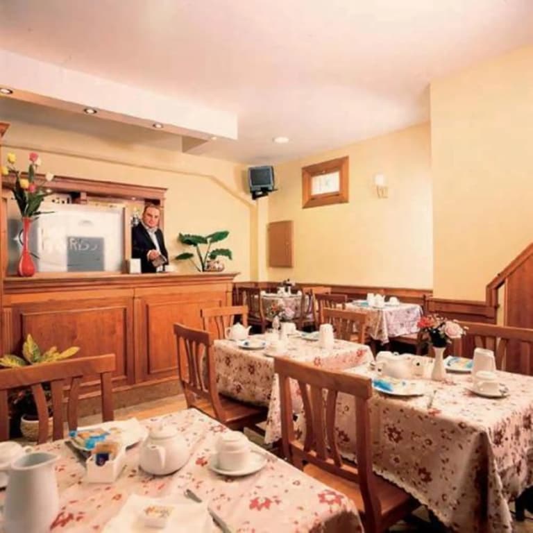 Hotel Kriss - photo 18