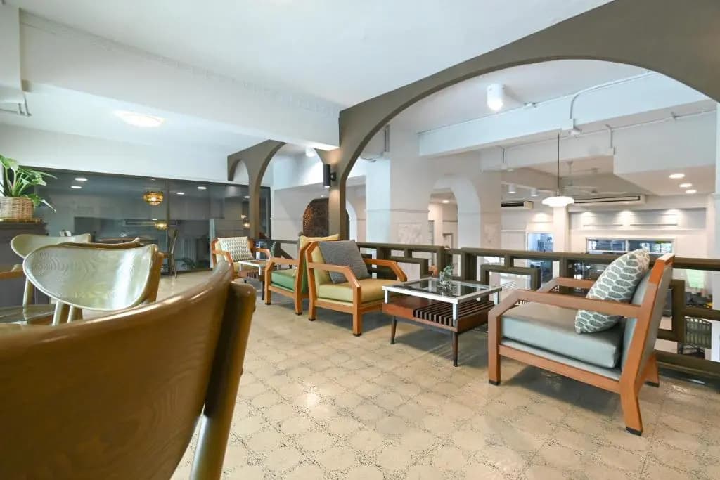 The Krungkasem Srikrung Hotel - photo 20