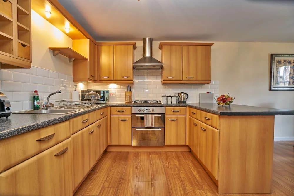 Edinburgh Pearl Apartments - Dalry Gait - photo 20