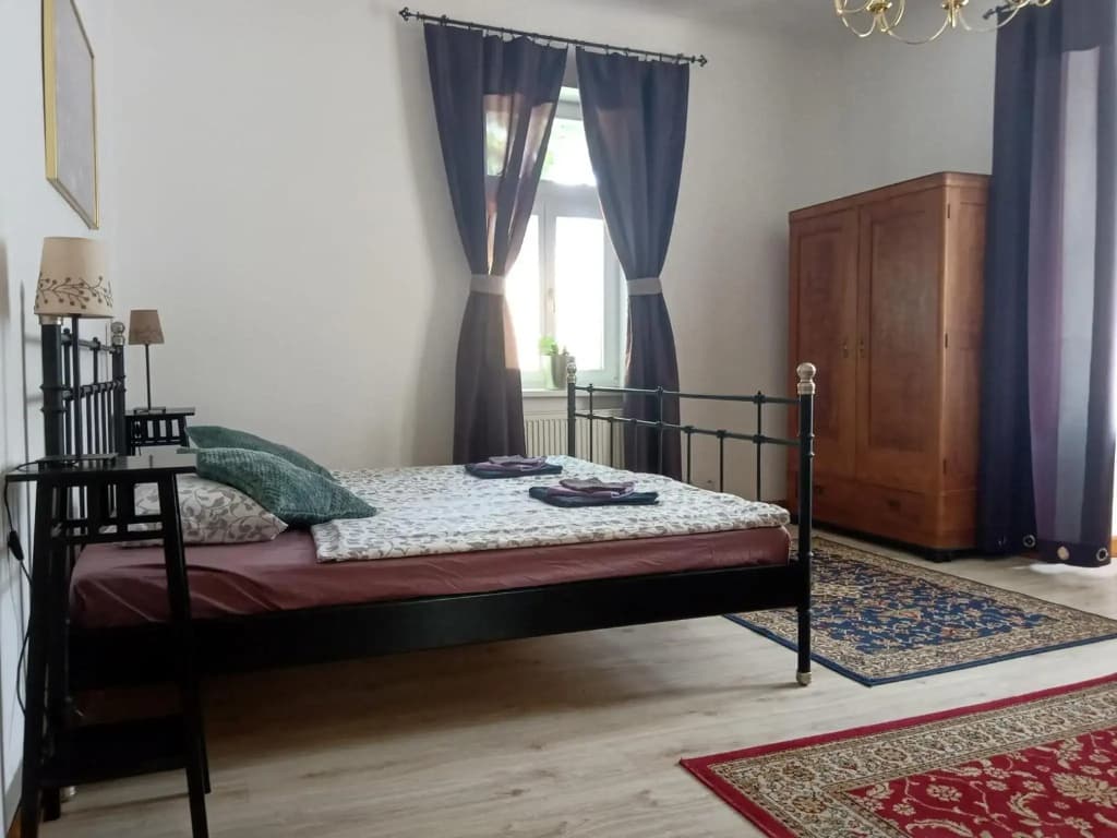 Historic Villa Apartments - photo 4