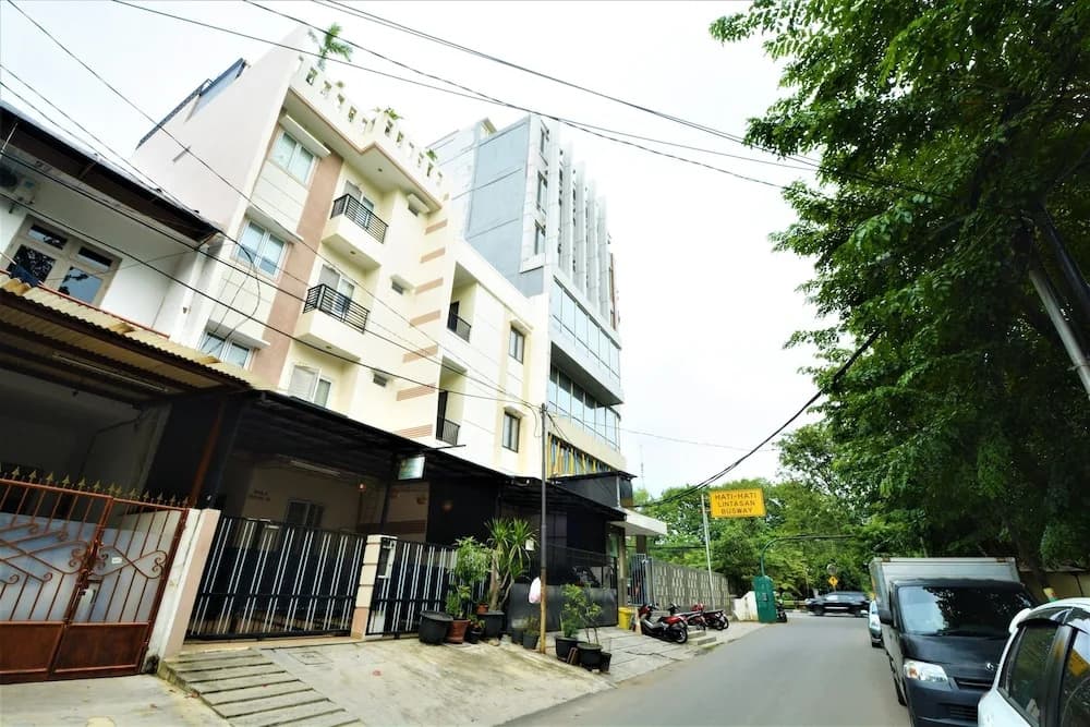 ZEN Rooms Basic Sunter Agung Utara Syariah - photo 14