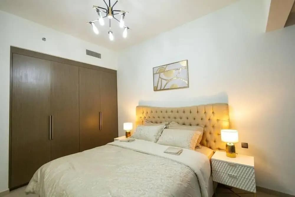 Mh - Downtown Elegance 1 Bedroom Ref - 7002 - photo 2