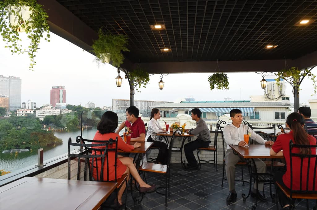 Centre Point Hanoi Hotel - photo 23
