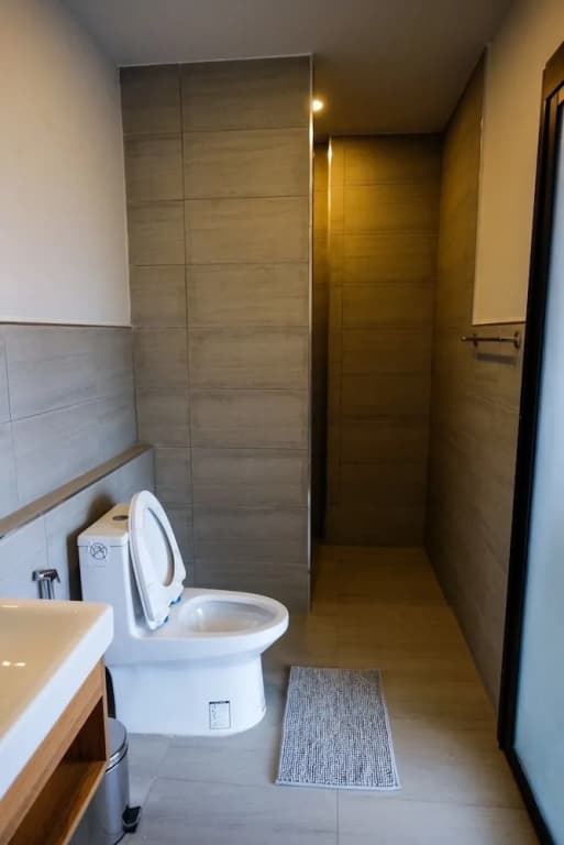 Double J Hotel - photo 8