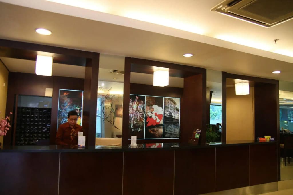 Hotel Melawai 1 - photo 15