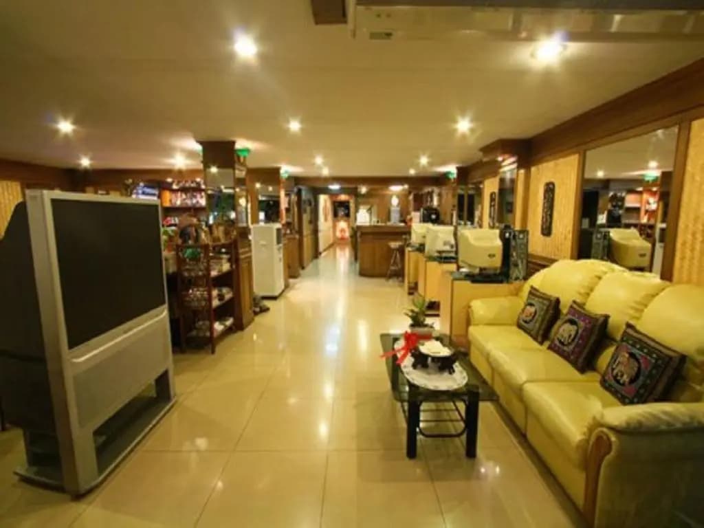 Honey House 2 - photo 8