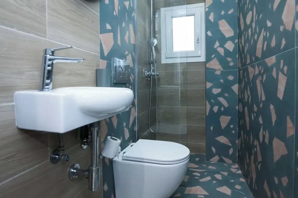 Panormou Modern Elegant 3 Bd Balcony Apt - photo 9