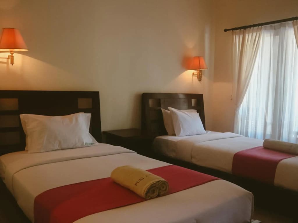 Puri Asih Hotel - photo 2