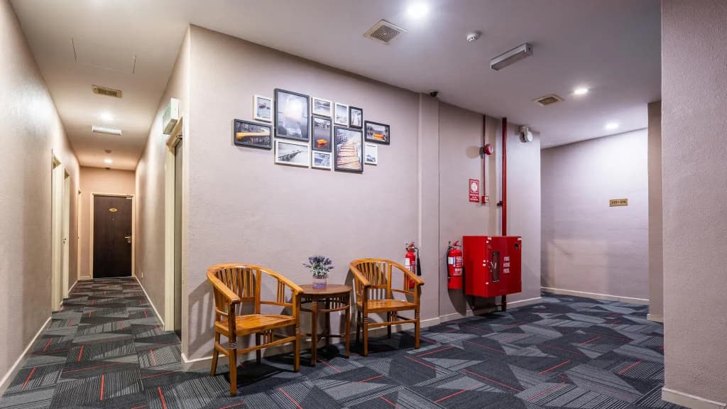 Lavender Inn Permas Jaya - photo 25