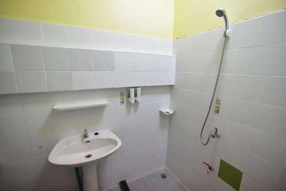 5 Minute Hostel - photo 8