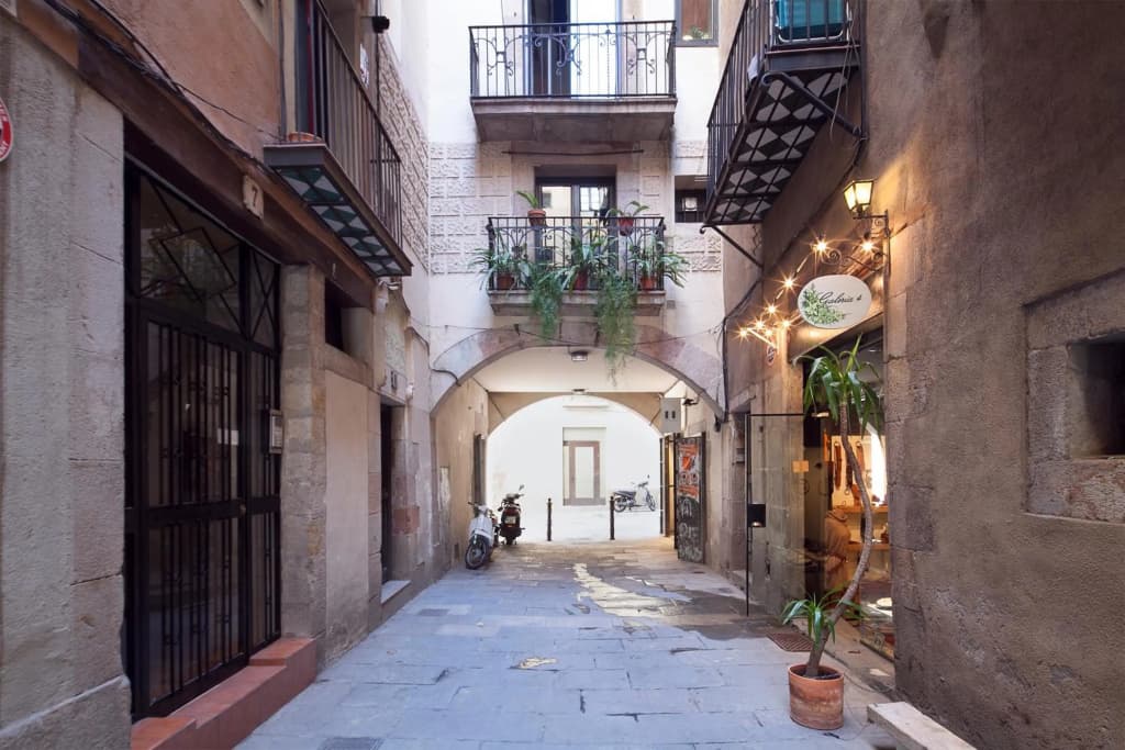 Inside Barcelona Apartments Esparteria - photo 1