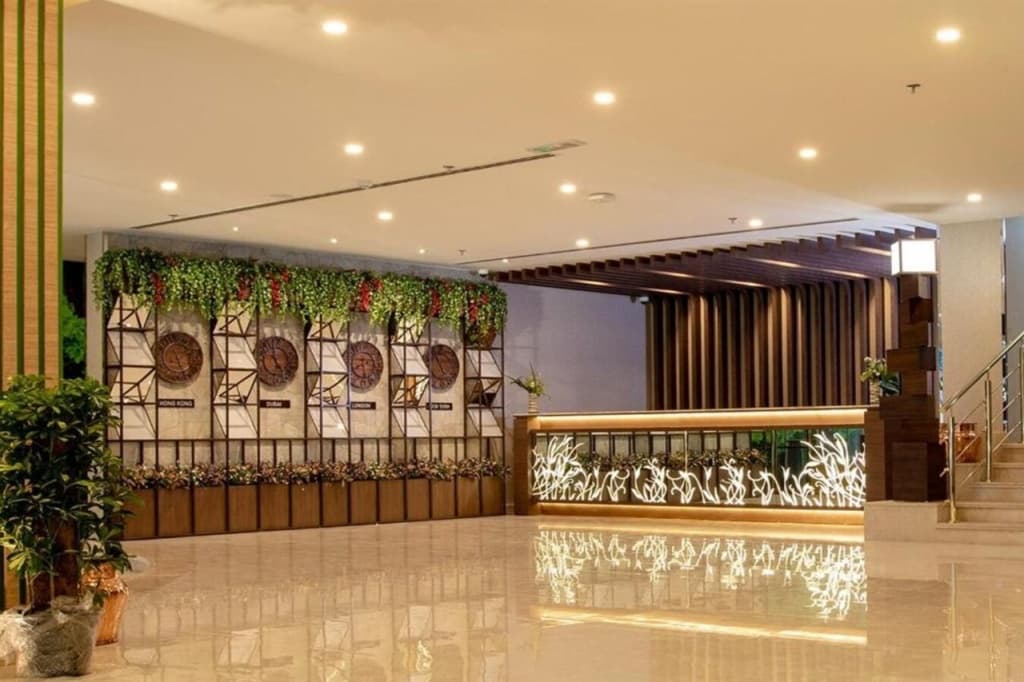 Jacob's Garden Hotel - photo 2