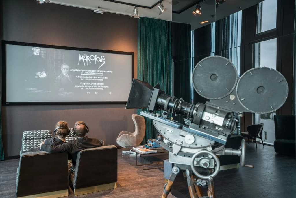 Motel One Berlin-Upper West - photo 10