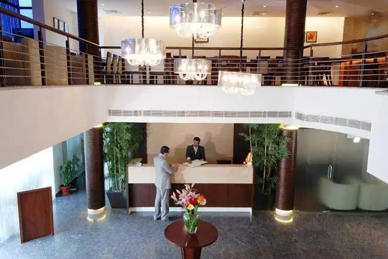Aarone Residency Airport - photo 6