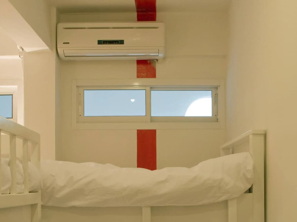 HQ hostel Silom - photo 2