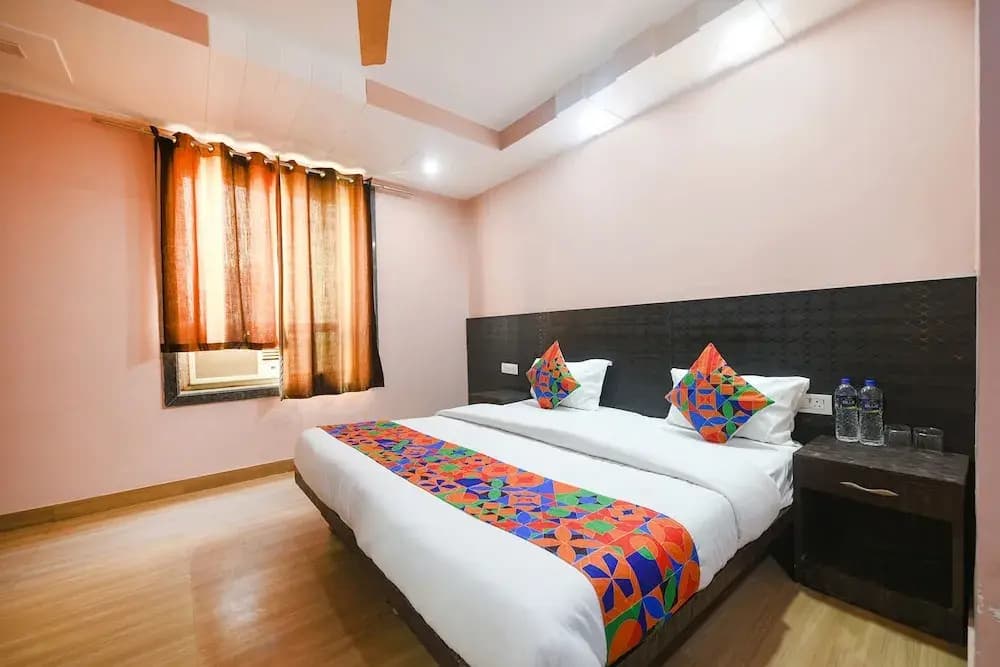 Fabhotel Moon Light - photo 4