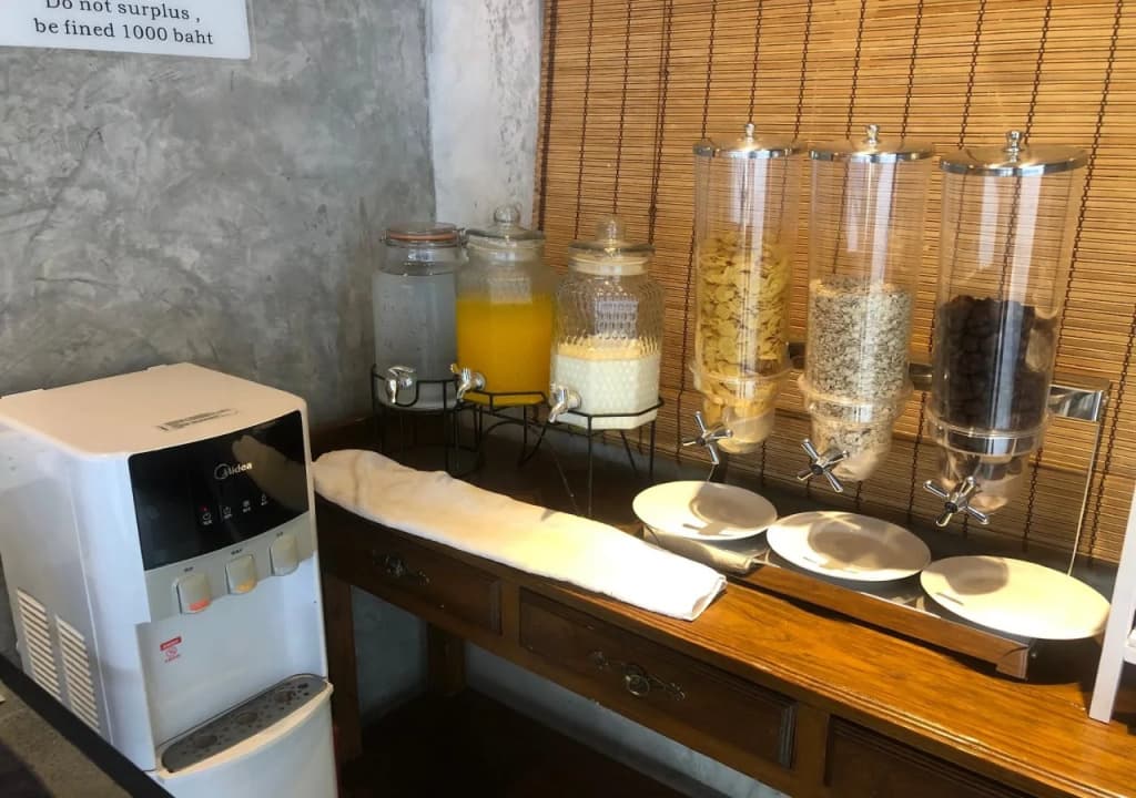 Celosia Guesthouse - photo 6