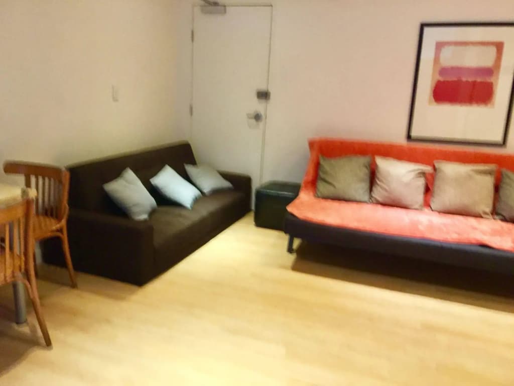 Darling Harbour Apartment - photo 3
