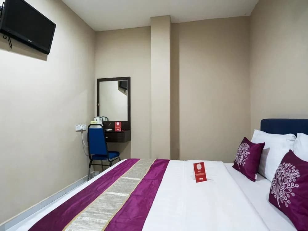 OYO 191 ML Inn Hotel - photo 6