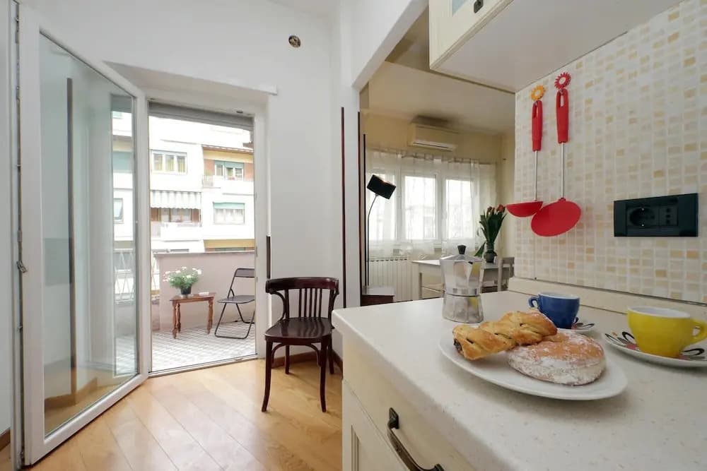4bnb - Cipro Vatican Apartment - photo 11