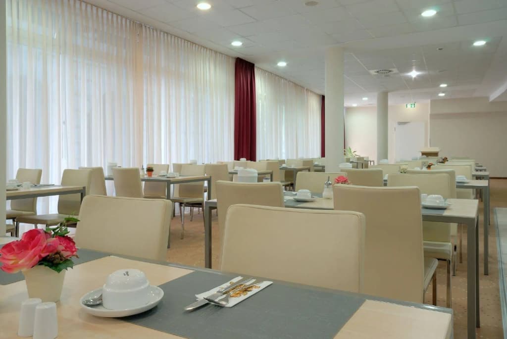 B&B HOTEL Berlin-Mitte - photo 26