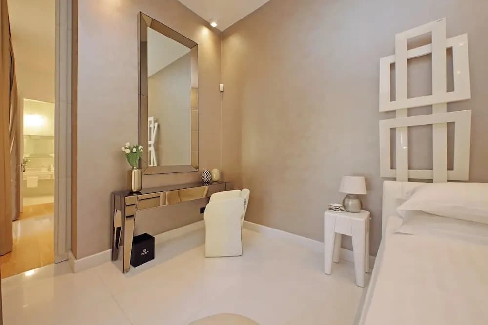Domus Aurea Luxury Suites - photo 10
