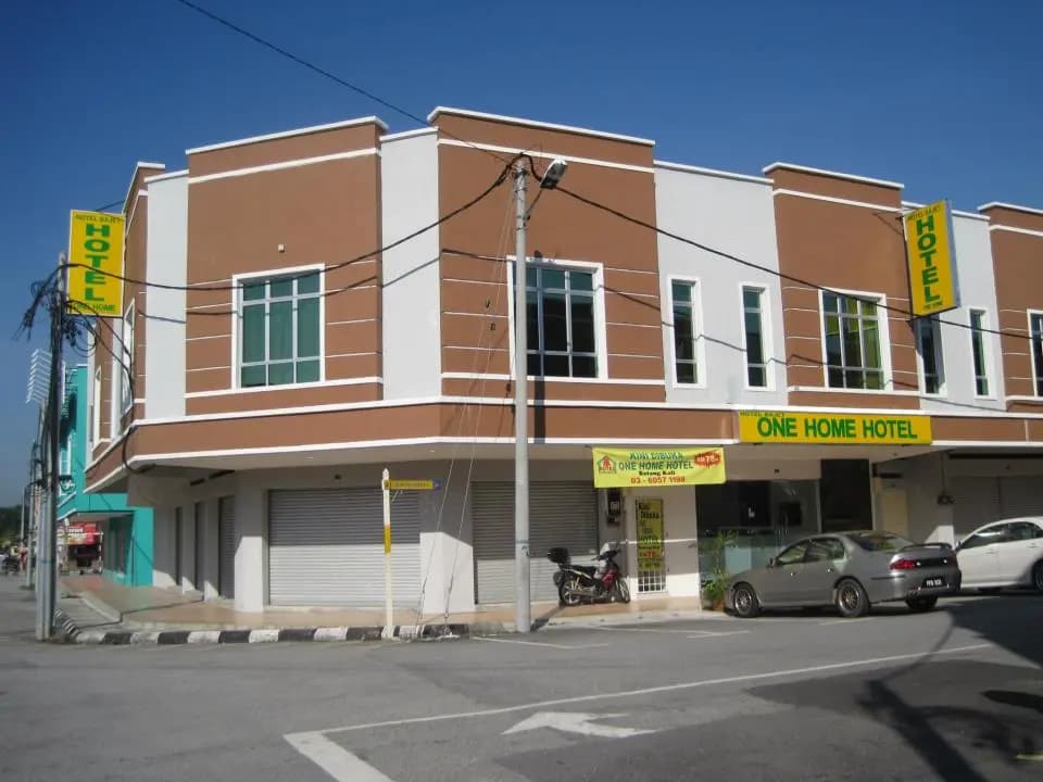 One Home Hotel - photo 1