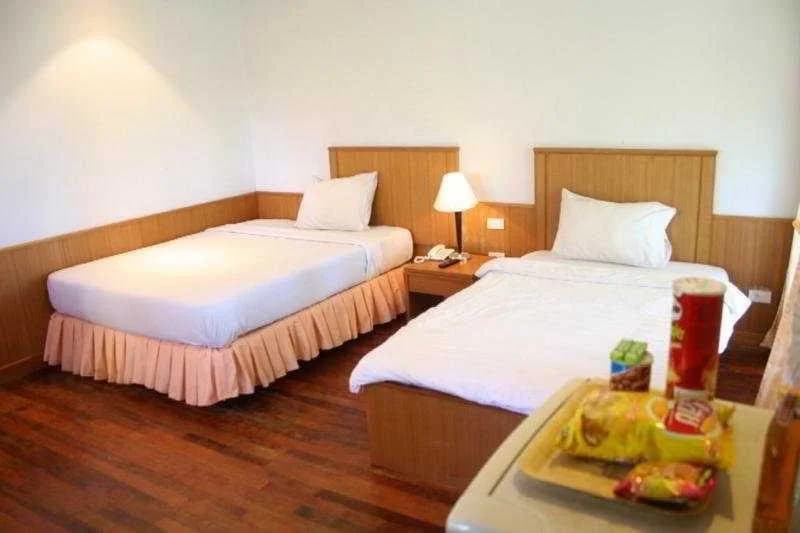 Orchid Suites - photo 2