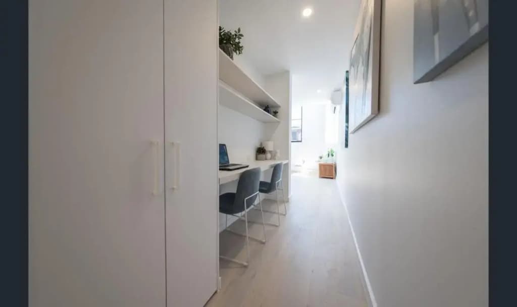Bond Quarter Loft - photo 12