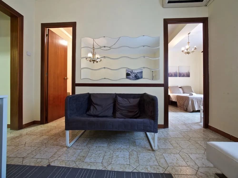 Parallel Apartment - photo 2
