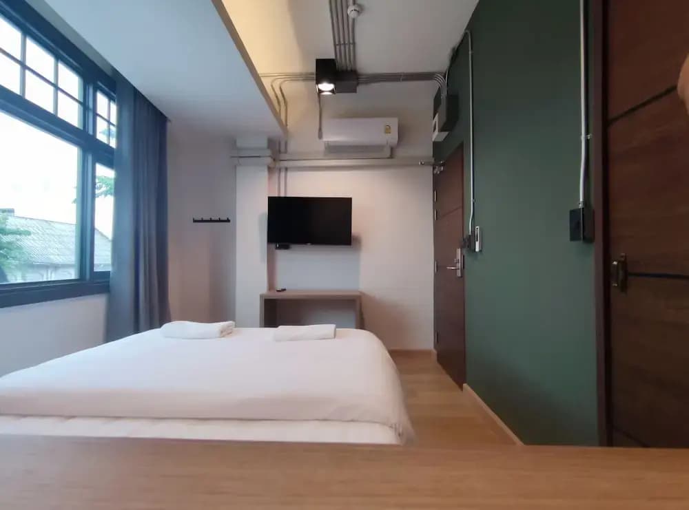 N5 Ratchawong Hostel - photo 28