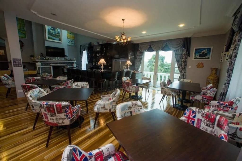 Smurf Inn Homestay - photo 17
