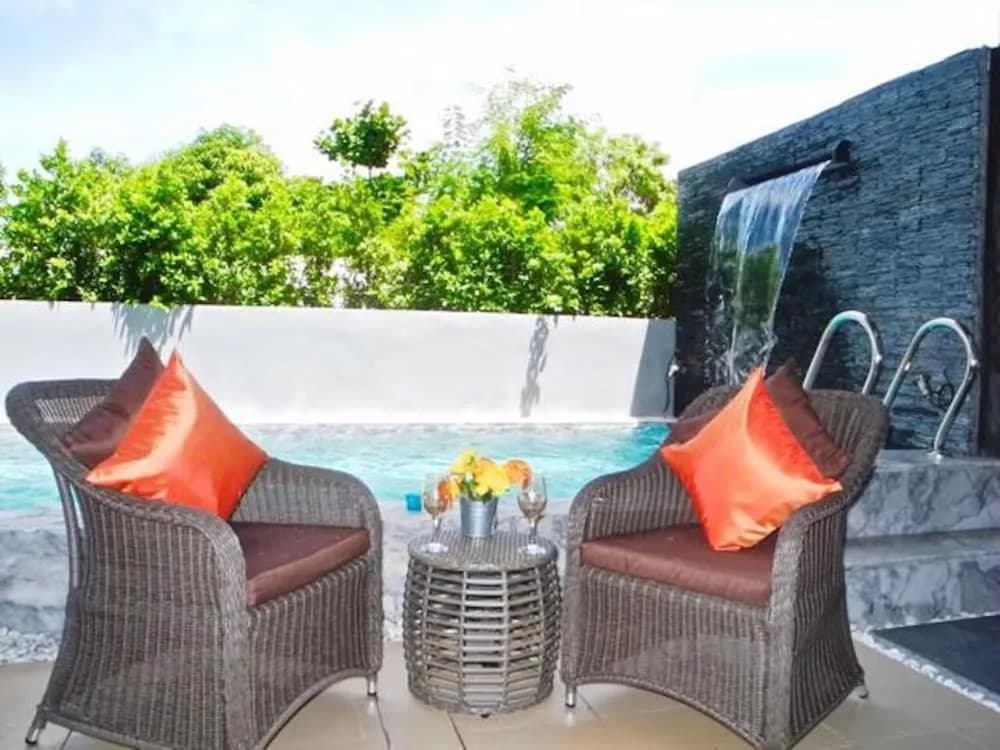 COCO Chalong 2 Bedrooms New Villa - photo 17