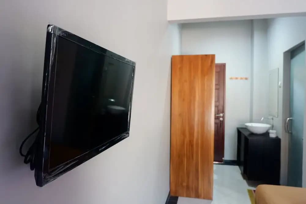 Diana House - photo 6