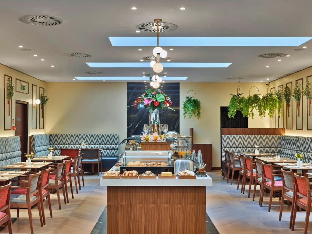 EST Grand Hotel Savoy - photo 29