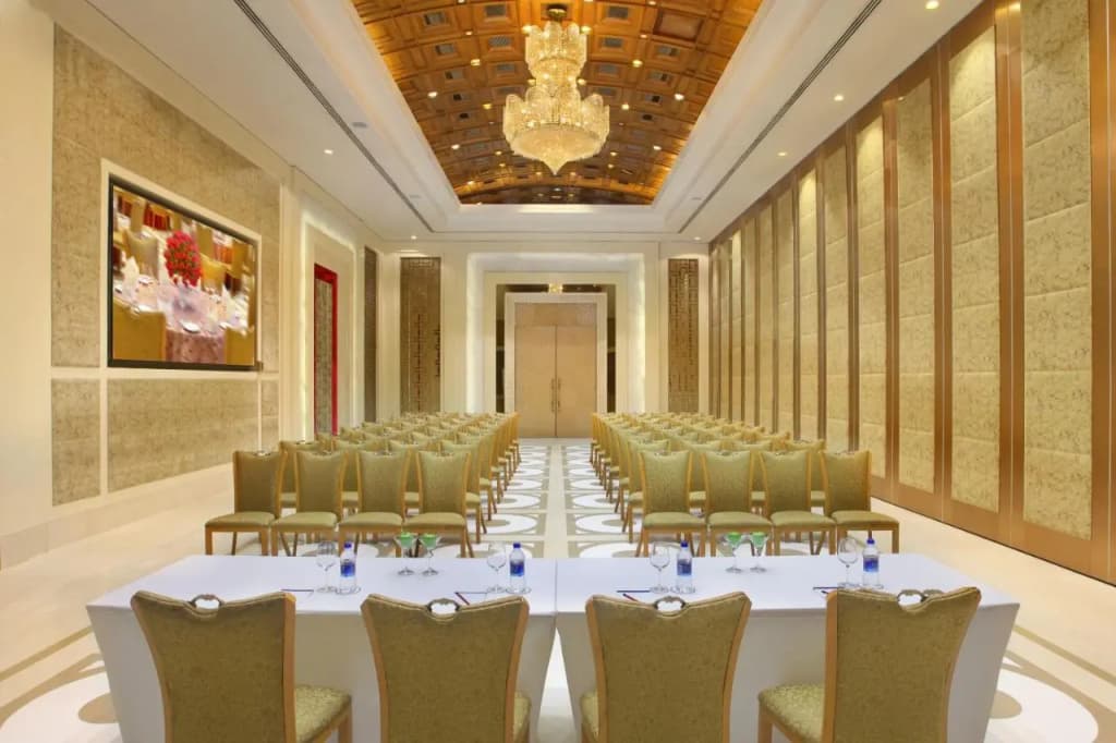 Seven Seas Hotel - photo 38